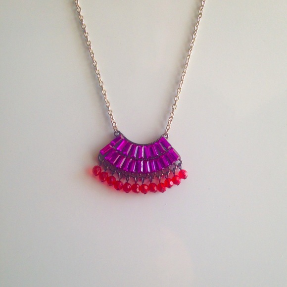 NEW Jewel Tone Purple & Red Boho Fashion Necklace - Picture 1 of 6